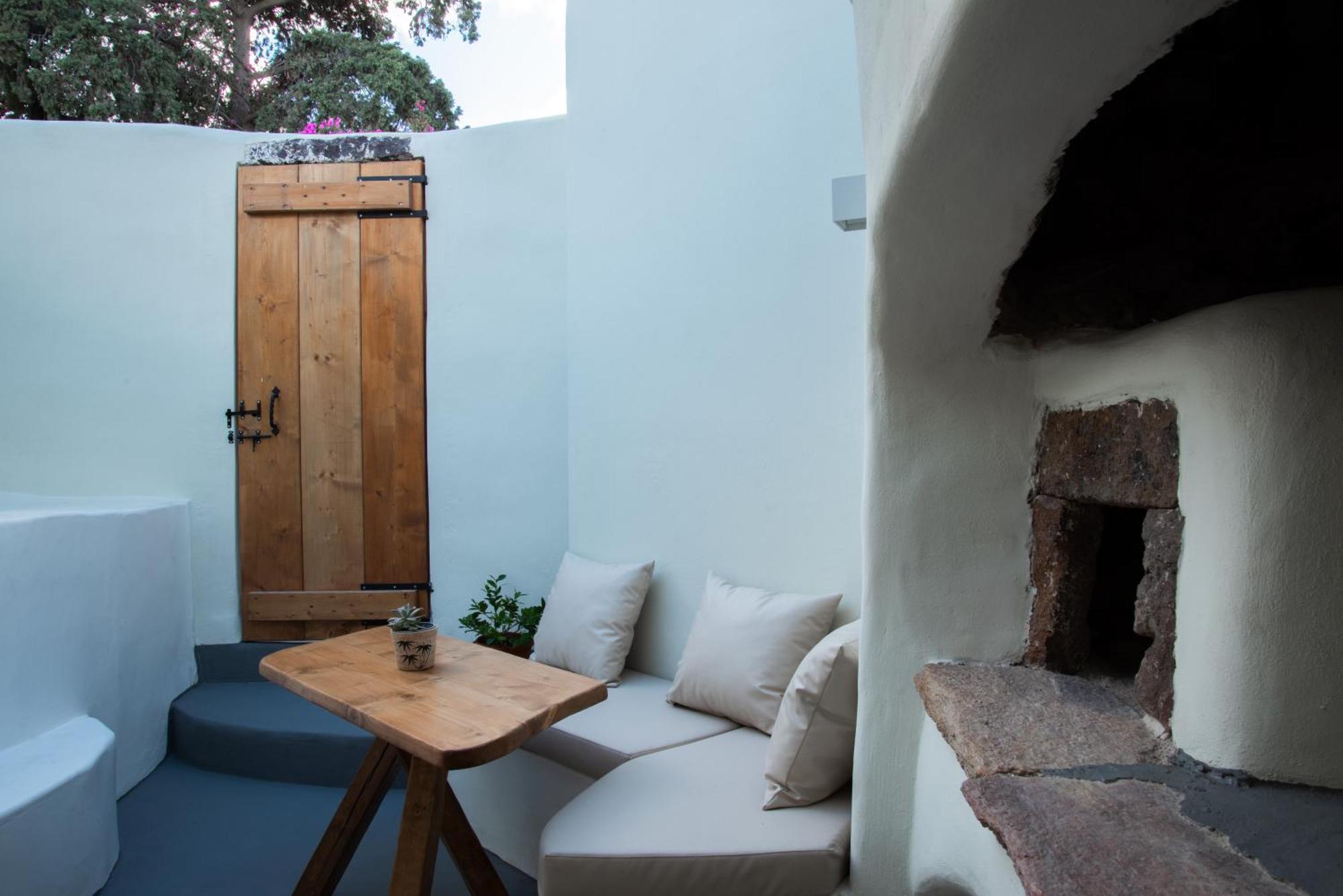 Approxi Cave: 2-bedroom Retreat Holiday home *
